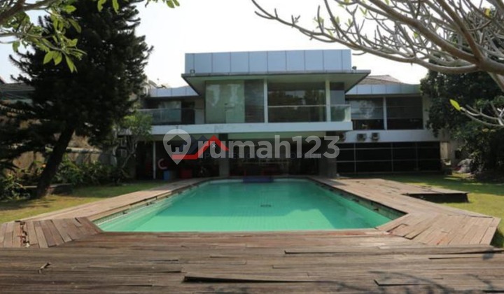 Rumah Kantor Modern Artistik Kolam Renang D Kemang Jakarta Selatan