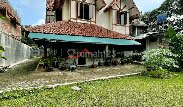 Rumah Asri Lingkungan Tenang di Cilandak, Jakarta Selatan 1