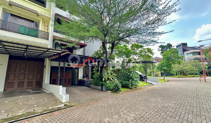 Rumah Bagus Siap Huni Dalam Town House Lokasi Strategis di Lebak Bulus, Jakarta Selatan