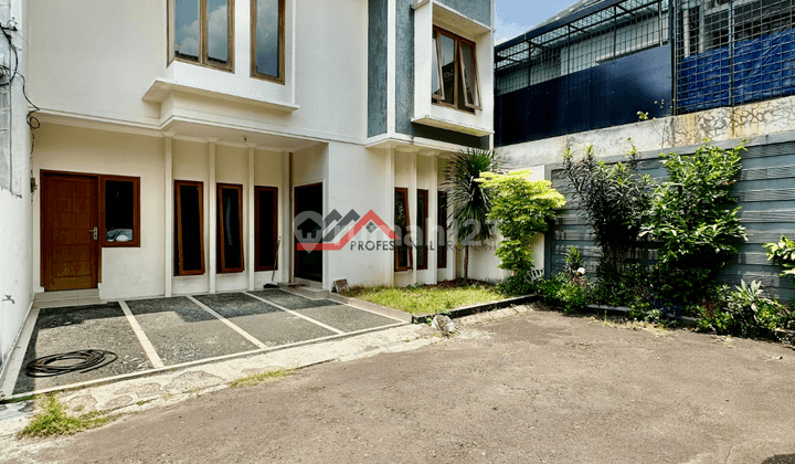 Rumah Dalam Town House Minimalis Lokasi Bagus di Kebagusan Jakarta Selatan 1