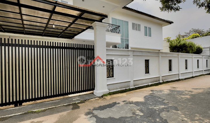 Rumah Mewah Bagus Dalam Town House Area Ampera, Jaksel 1