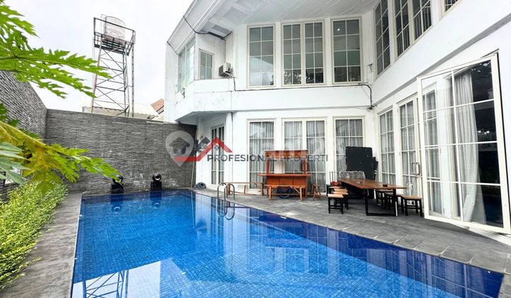 Rumah Classic Lingkungan Elit Area Sriwijaya Kebayoran Baru Jakarta Selatan