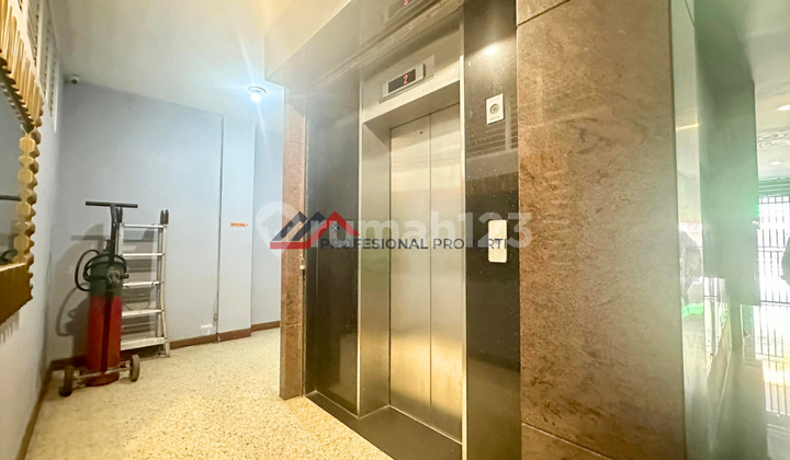 4-story Office Building with Rooftop, Setiabudi Kuningan South Jakarta