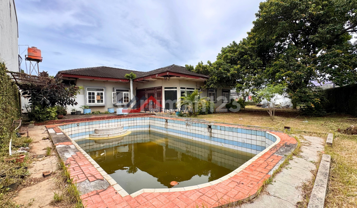 Rumah Lama Halaman Luas, Hitung Tanah, Cocok Utk Di Buat Town House dll di Cilandak, Jakarta Selatan