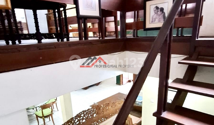 Rumah Lama Terawat Siap Hui Dekat Ke Jalan Besar di Cilandak, Jakarta Selatan 2