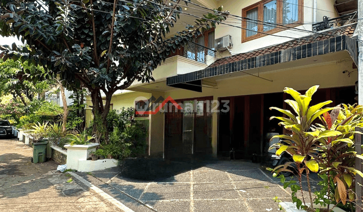 Rumah Asri Dalam Townhouse Exclusive di Ampera Kemang Jakarta Selatan 2