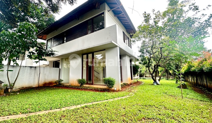 Rumah Bagus Murah Kolam Renang Asri dan Hijau di Area Kemang Jakarta Selatan 2