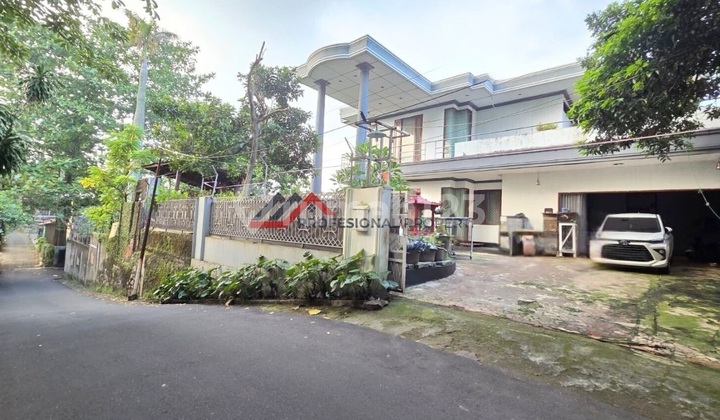 Nice 2-story House Haga NJOP at Moh Kahfi Jagakarsa South Jakarta 1