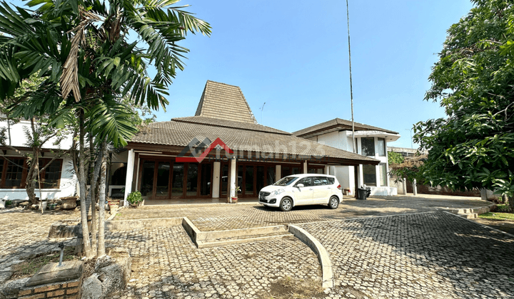 Rumah Tua Hitung Tanah Izin Komersil Area Cilandak, Jaksel 1