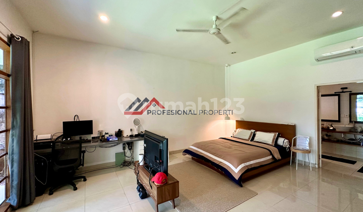 Rumah Bagus Lingkungan Asri Untuk di Sewakan di Pejaten Barat Jakarta Selatan 2