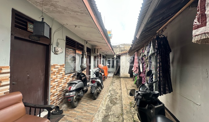 Land Count House Good Location Wide Road in Cipete South Jakarta 2