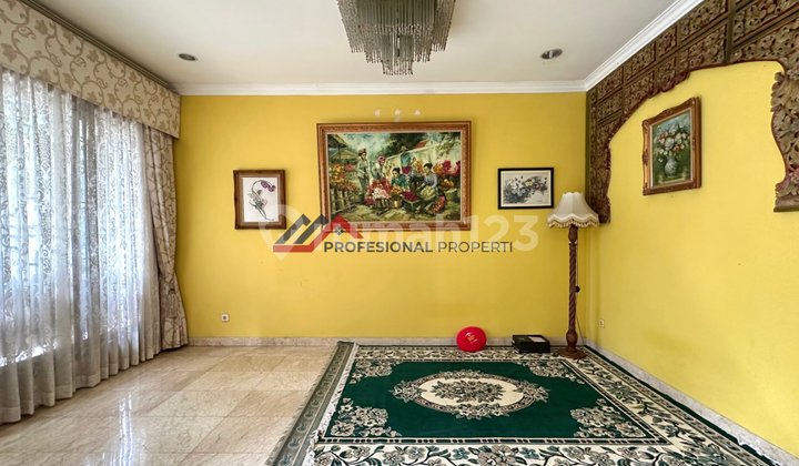 Rumah Lama Hitung tanah di Pejaten Barat, Jakarta Selatan 2