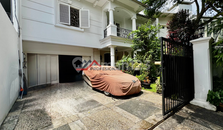 Rumah Lokasi Strategis Dekat ke Senopati dan Scbd di Kebayoran Baru, Jakarta Selatan