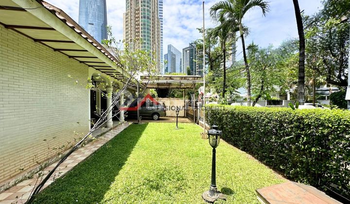 Rumah 2 Lantai Harga NJOP Lokasi Prestisius Dekat ke Pusat Bisnis Mega Kuningan, Jakarta Selatan