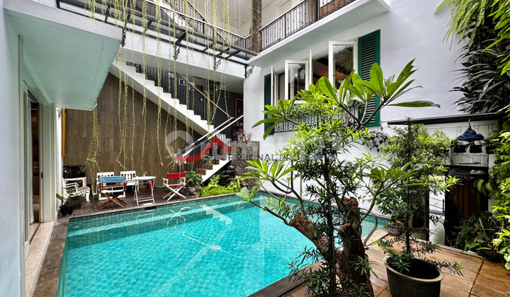 Rumah bagus full furnish dalam town house di area Kemang, Jakarta Selatan Rumah bagus full furnish dalam town house di area Kemang, Jakarta Selatan