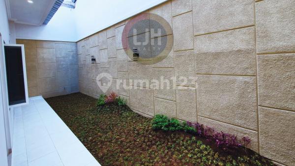 Rumah siap huni di Puri Anjasmoro 2