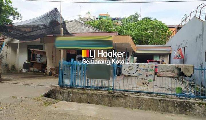 Rumah cocok untuk usaha di jalan Kumudasmoro 1