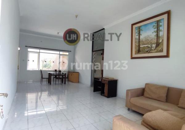 Rumah bagus di Puri Eksekutif 2