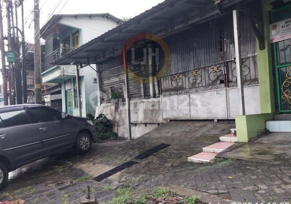 Rumah lama di daerah Gombel