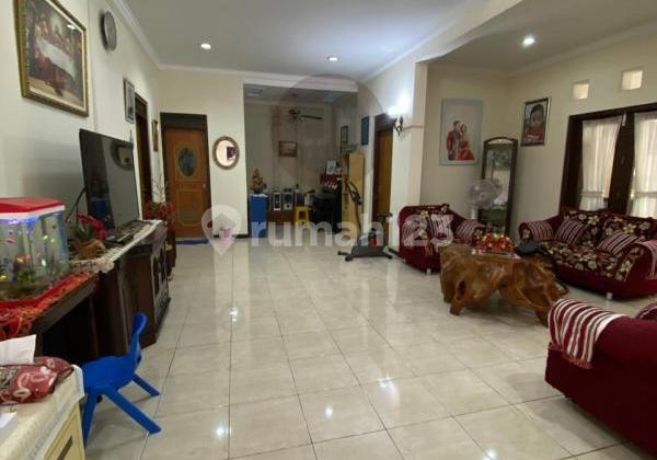 Rumah siap huni di Puri Anjasmoro 1