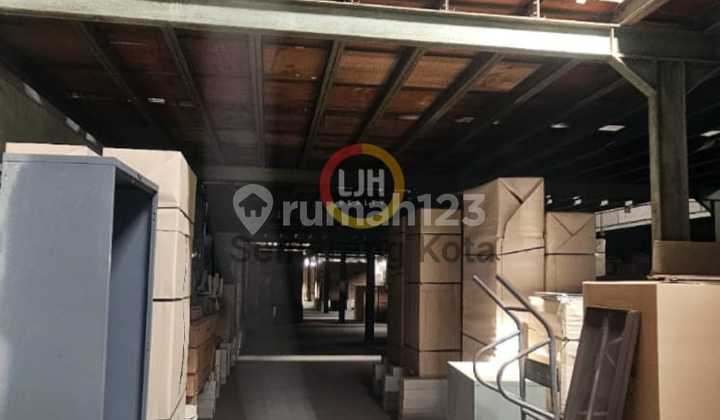 Bangunan gudang atau pabrik di Terboyo 2