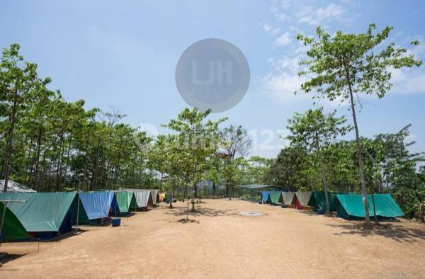 Retreat building in the West Ungaran area. 2