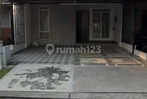 For Rent, Neat and Well-Maintained Move-In Ready House in Suvarna Sutera, Air Conditioning Included.