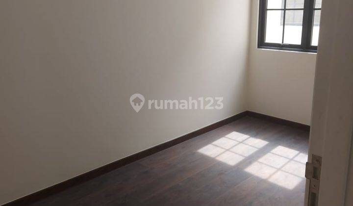 Rumah lavon double decker cantik siap huni 8
