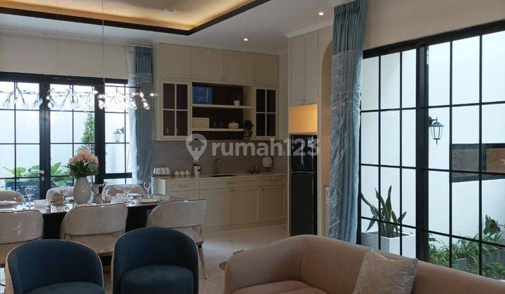 Rumah 2 Lantai Style Eropa Free Ppn di Helios Suvarna Sutera 2