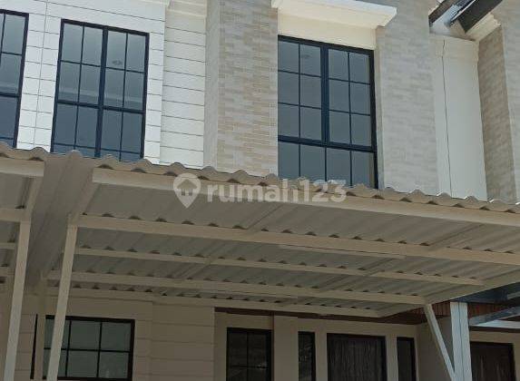 Rumah Kpr 2 Lantai Model Eropa Free Ppn di Bayu Premier Suvarna 1