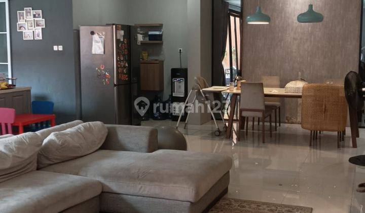 Rumah Besar Renov Cakep Furnished Bagus di Suvarna Sutera 1