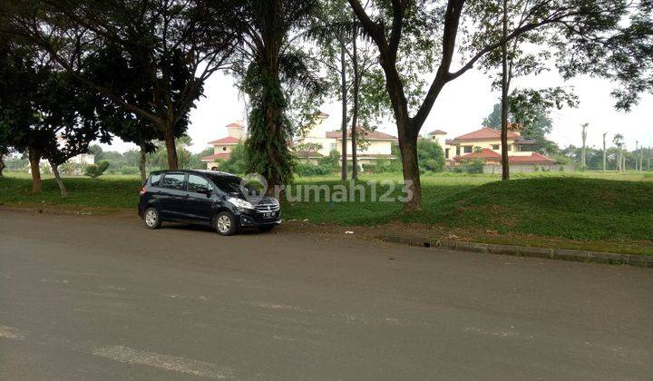 Kavling Luas Posisi Badan Strategis di Kawasan Golf Suvarna Padi 1