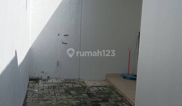 Rumah Minimalis Cakep Murah Meriah di Fedora Suvarna Sutera 2