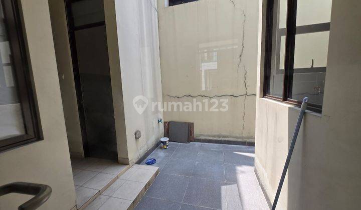 Disewakan Rumah Rapi Bersih Ada Ac Tiap Kamar di Suvarna Sutera 2