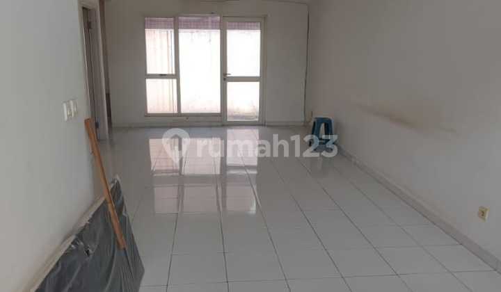 Rumah 1 Lantai Cakep Hadap Taman di Suvarna Sutera Siap Huni 2