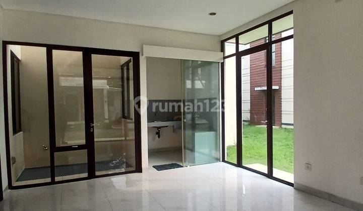 Disewakan Rumah 2 Lantai Sudah Rapi Siap Huni di Lavon 1 Cikupa 2