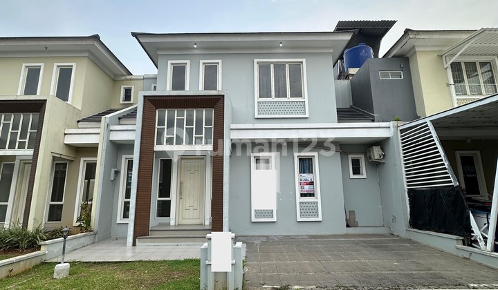 Large 10X18 House in Suvarna Sutera Already Renovated, Ready to Occupy