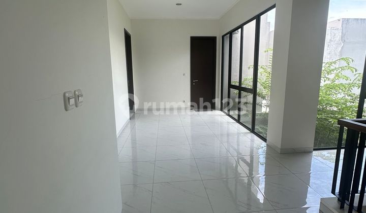 For Rent 2-Story House 4+1 Bedrooms in Suvarna Sutera Ready to Occupied