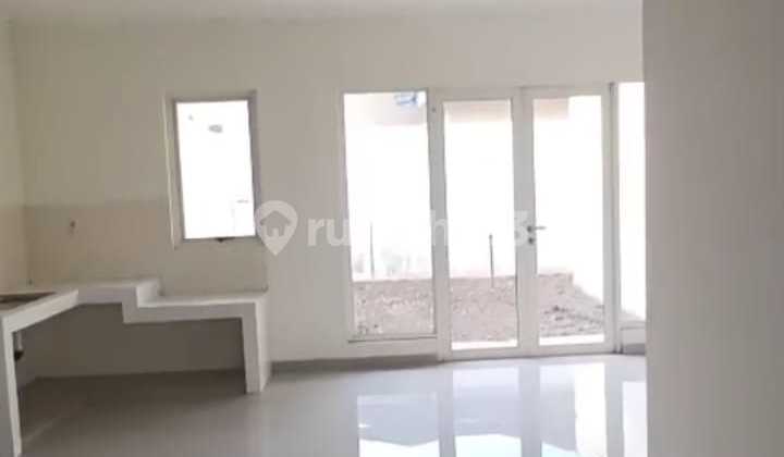 Dijual Cepat Rumah 2 Lantai Uk 8X20 Suvarna Sutera Siap Huni