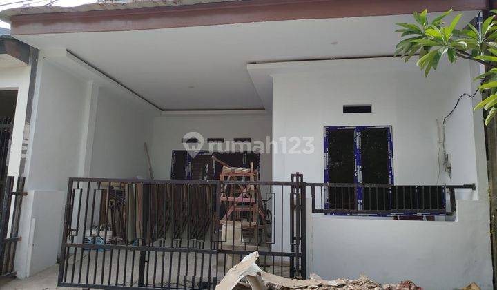 Dijual Rumah Luas 77 Meter di Harapan Indah Kota Bekasi  1