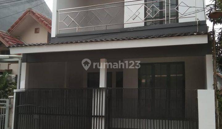 Dijual Rumah 2 Lantai Siap Huni di Taman Harapan Baru Bekasi 1