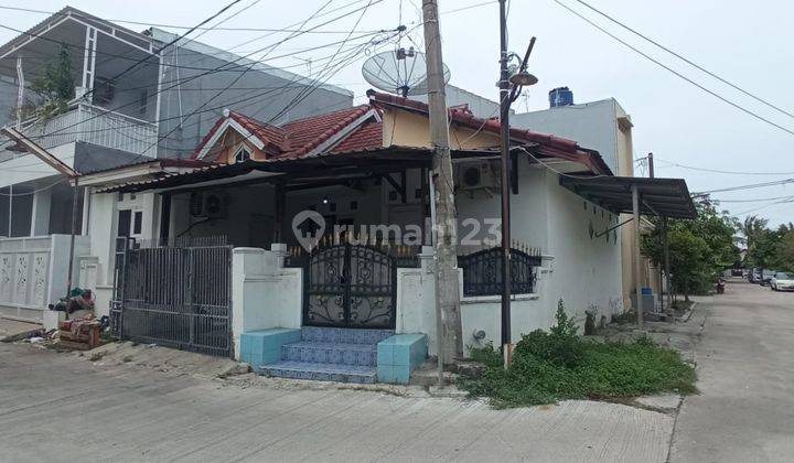 Dijual Rumah Hook Luas 92 Meter di Taman Harapan Baru Kota Bekasi 1