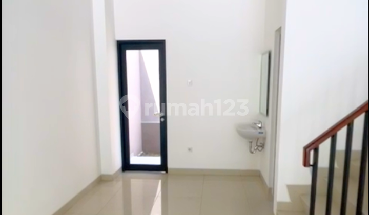 Disewakan Ruko Enchante BSD City – Lokasi Super Strategis! Disewakan Ruko Enchante BSD City – Lokasi Super Strategis!