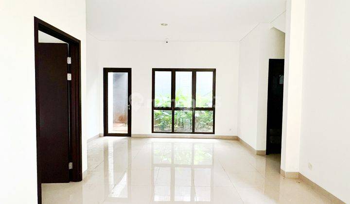 Rumah Modern di Mozia Cluster Aure, Bsd City 2