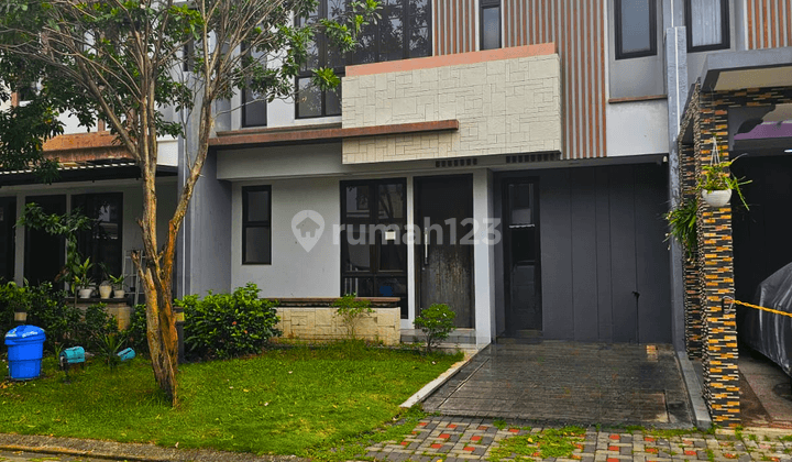 Rumah Modern di Mozia Cluster Aure, Bsd City 1