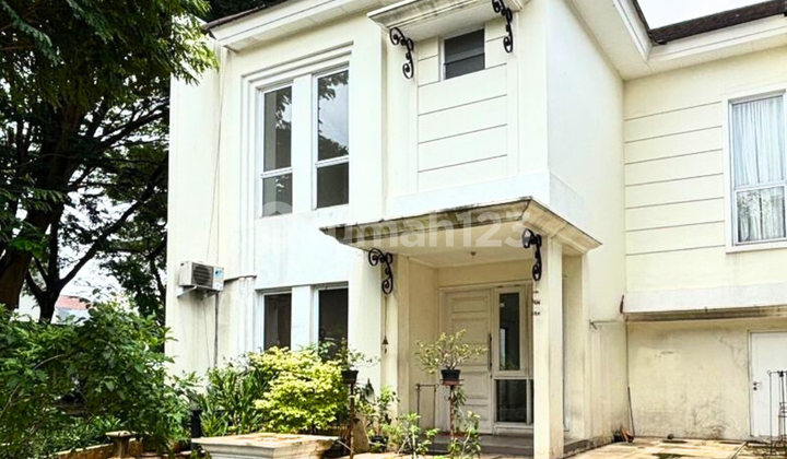 Disewakan Rumah Fresco Aria Bsd City, Posisi Hook Strategis!