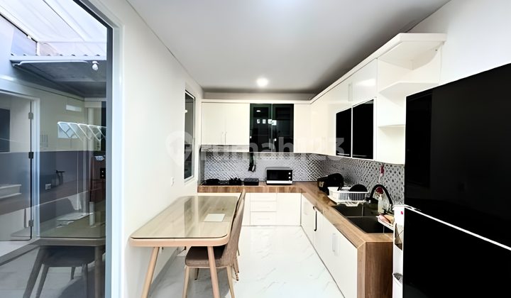 Dijual Rumah Icon Cosmo Bsd Furnished, Hadap Utara, Siap Huni! 2