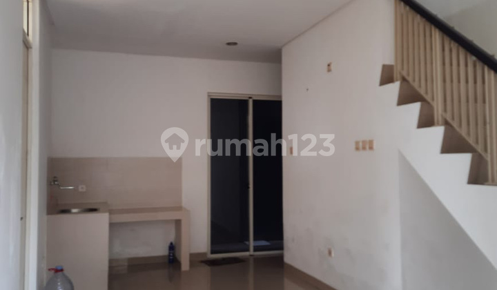  Rumah Hoek Katamaran PIK 3 Lantai Bagus  2