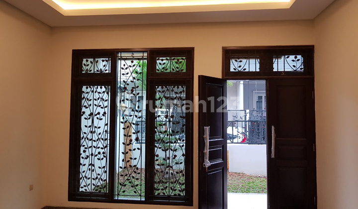  Rumah Bagus Siap huni Di Pluit SHM 2 Lantai  Unfurnished 2