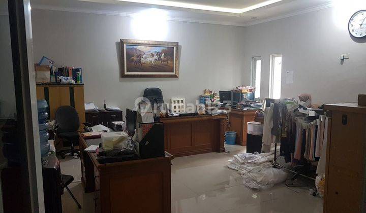 Dijual Rumah Berikut Usaha Laundry di Jl. Emong, Bandung 2